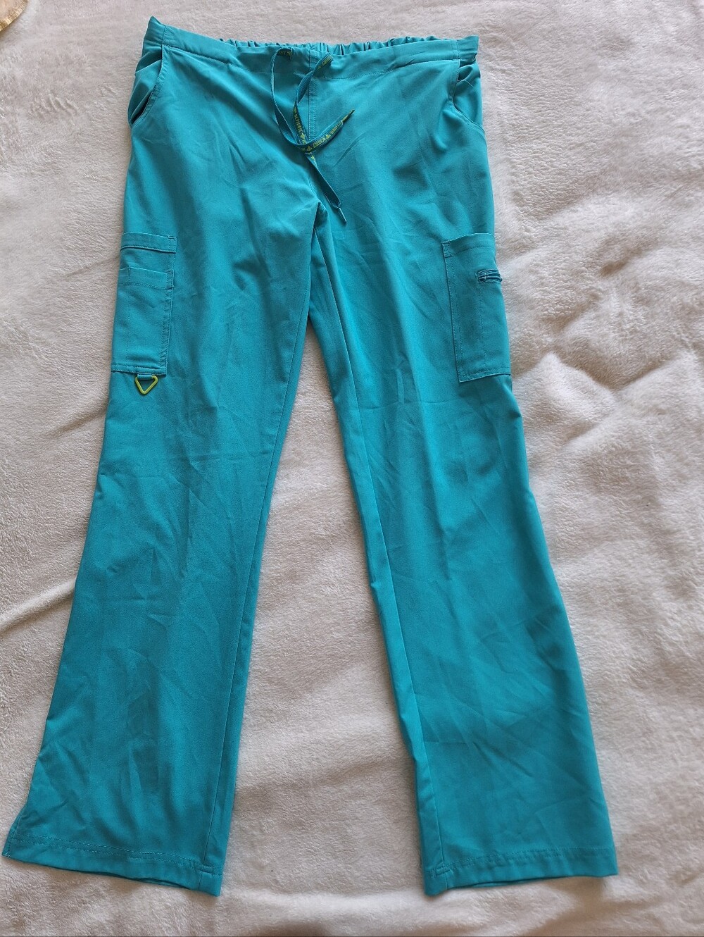 Med Couture Activate Energy Teal Cargo Scrub Pants 4 Way Stretch Womens Size M